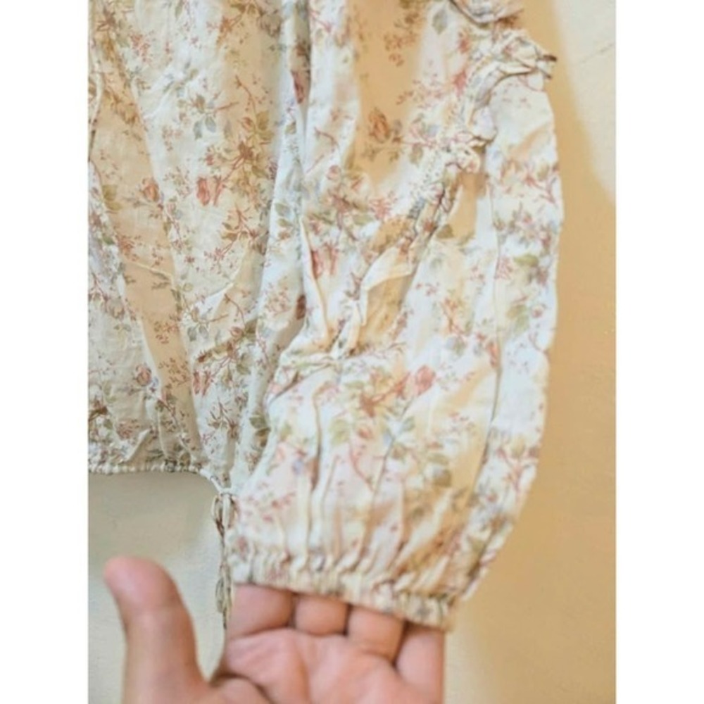 AE77 American Eagle Peasant Blouse Womens XS Cream Pink Organic Cotton Ruffle - Picture 12 of 12